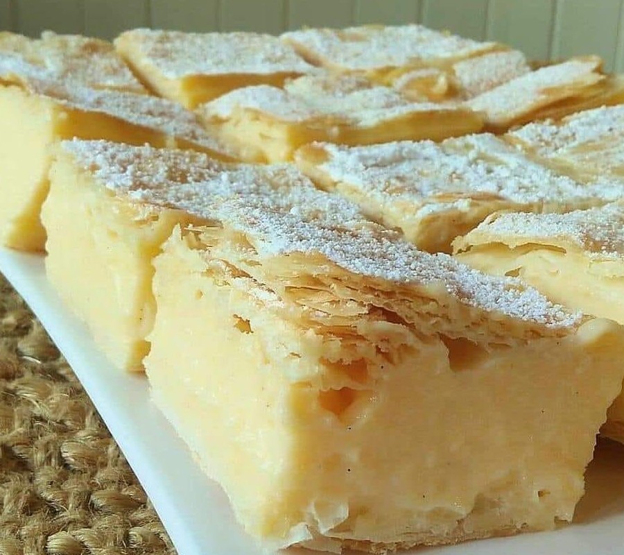 Vanilla Custard Puff Pastry Squares